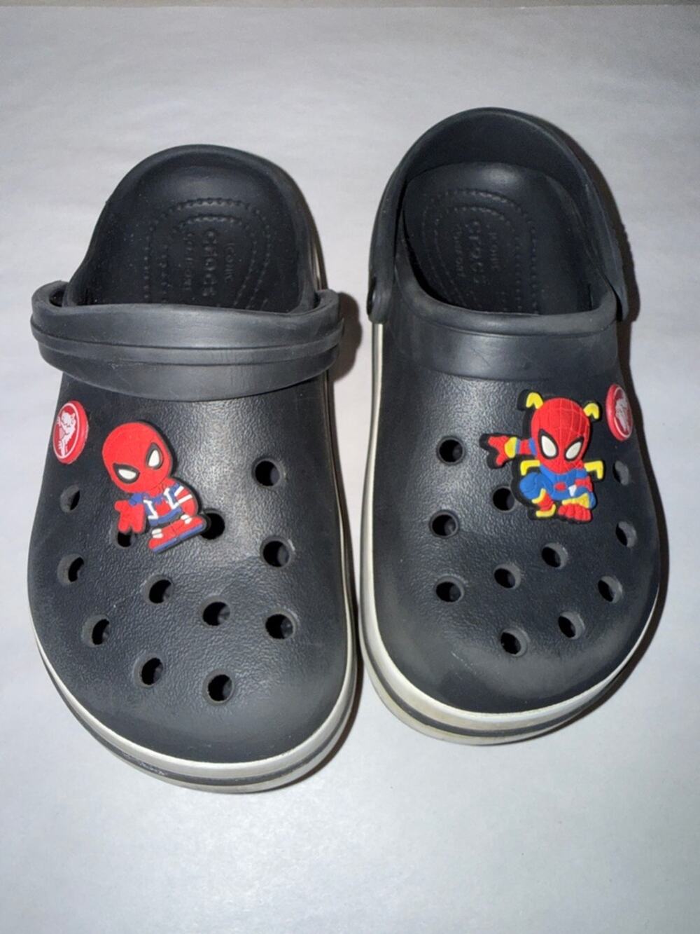 Crocs black youth size 12 with Spider-Man croc charms jibbits